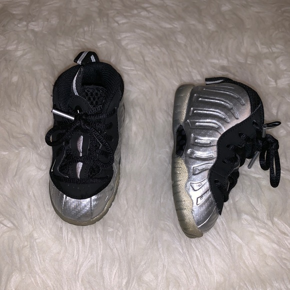 Silver Surfer Nike Foamposites - Picture 3 of 3